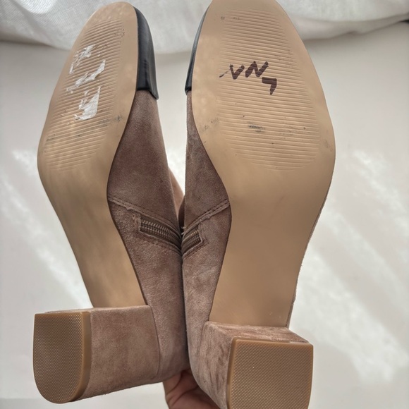 Steve Madden Eiffel Suede Cap Toe Booties Sz 7M - Picture 8 of 9